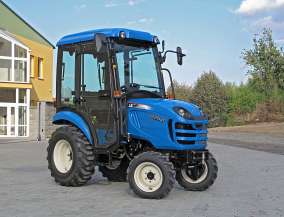 Nabízíme ucelenou řadu zemědělských a komunálních korejských traktorů a malotraktorů značky LS. 
K dispozici jsou výkonové verze od 23 do 90HP.